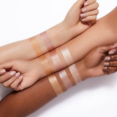 e.l.f. Halo Glow Highlighter Beauty Wand Champagne Campaign 0.33 fl oz - Imperfect Box